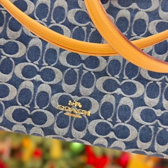 Coach Laurel Shoulder Bag In Signature Denim - Picture 3 of 8